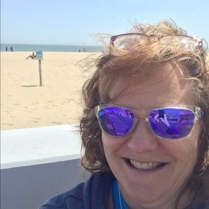 Meet your Posher, Pam